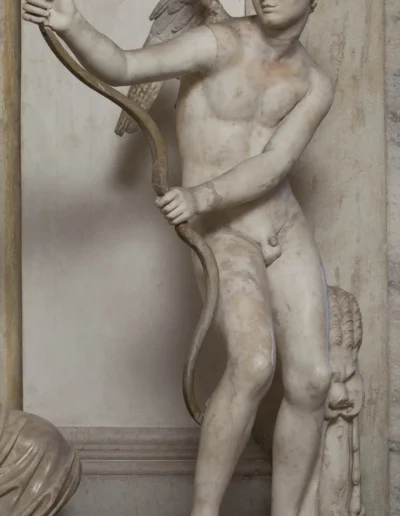 Eros che incorda l’arco