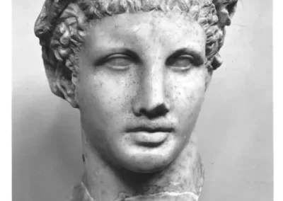 Testa di Eracle tipo Lansdowne, copia di età romana da un originale greco di età ellenistica, I sec. d.C., marmo pentelico